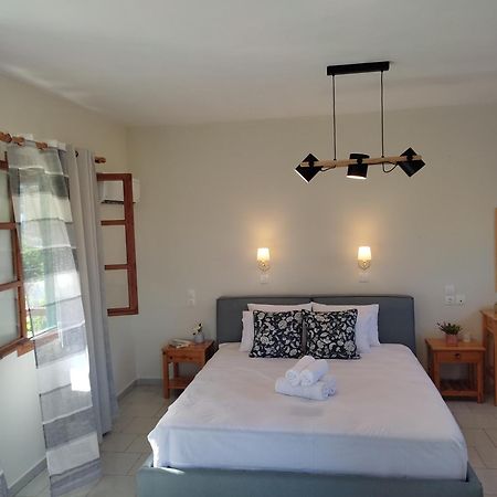 Hotel Dafnes à Skopelos Extérieur photo