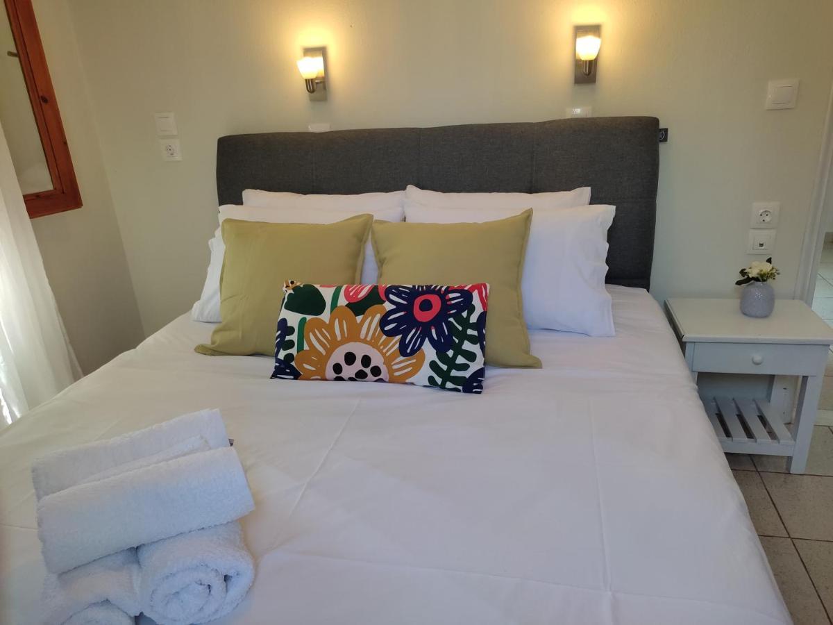 Hotel Dafnes à Skopelos Extérieur photo